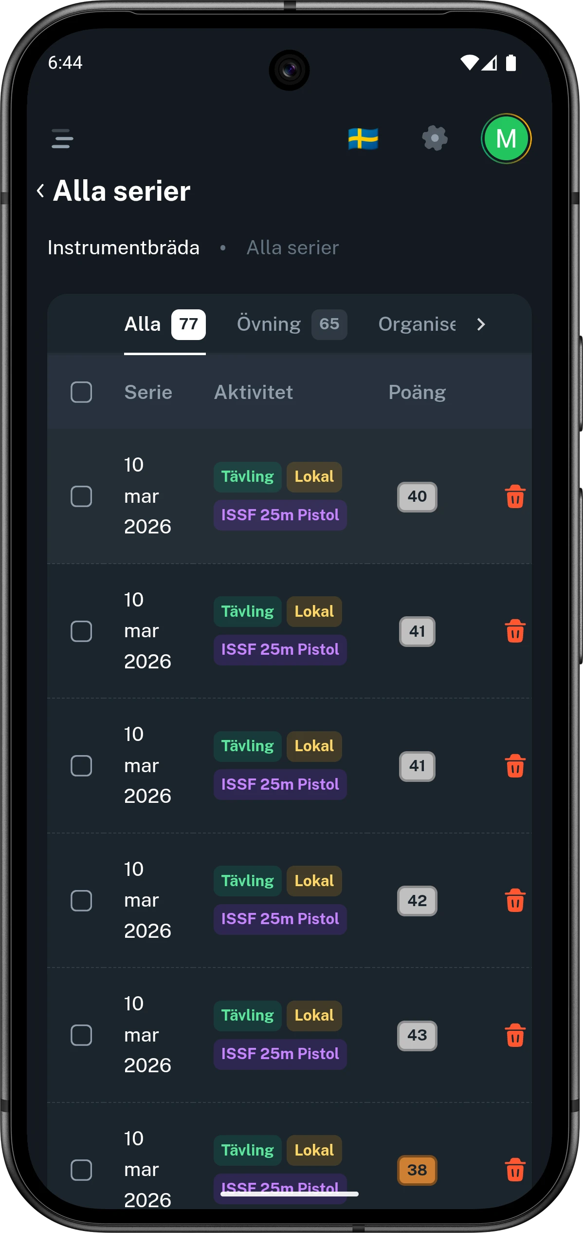 Mobilvy från Club46 som visar listan över alla serier.